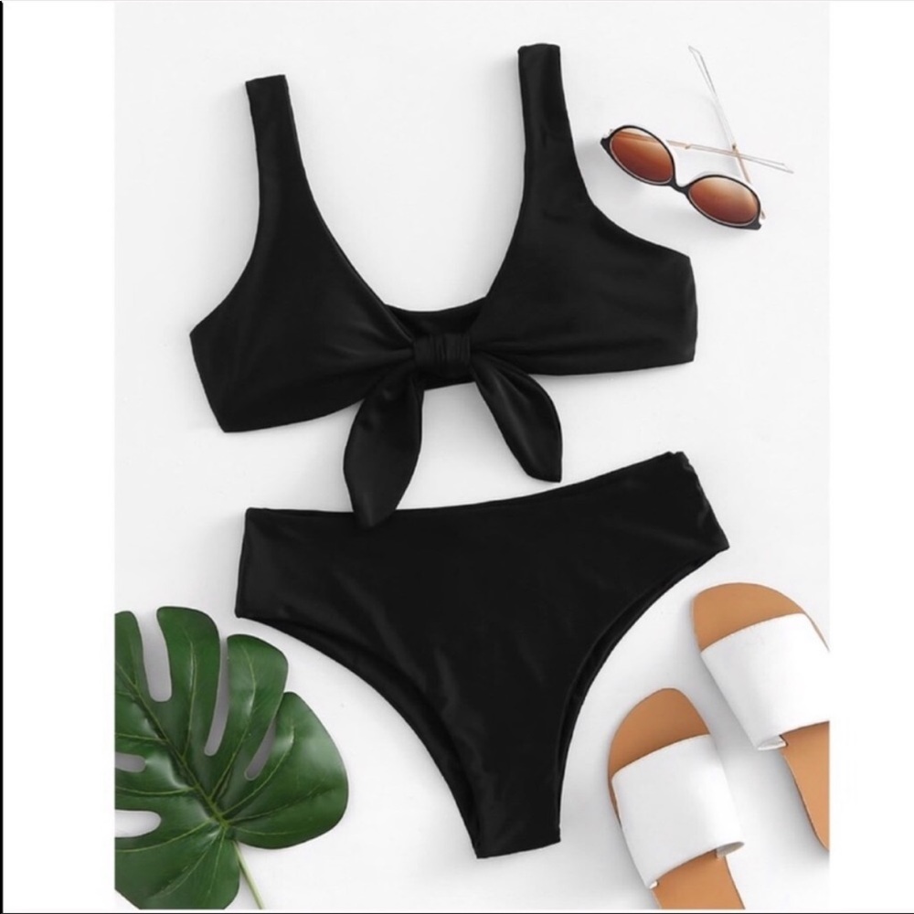 Black knotted bow bikini swimsuit - Picture 2 of 3